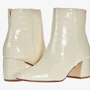 Chinese Laundry NEW Davinna block heel bootie cream size 5.5